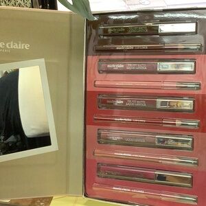 NWOT Marie Claire Lipstick and Liner  10 pc Set
